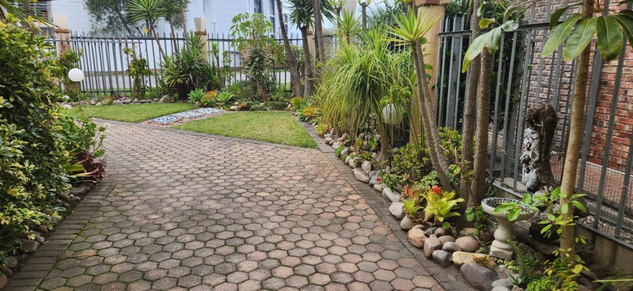 3 Bedroom Property for Sale in Reebok Western Cape